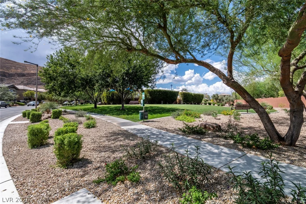 10561 Tranquil Glade, Las Vegas, NV 89135