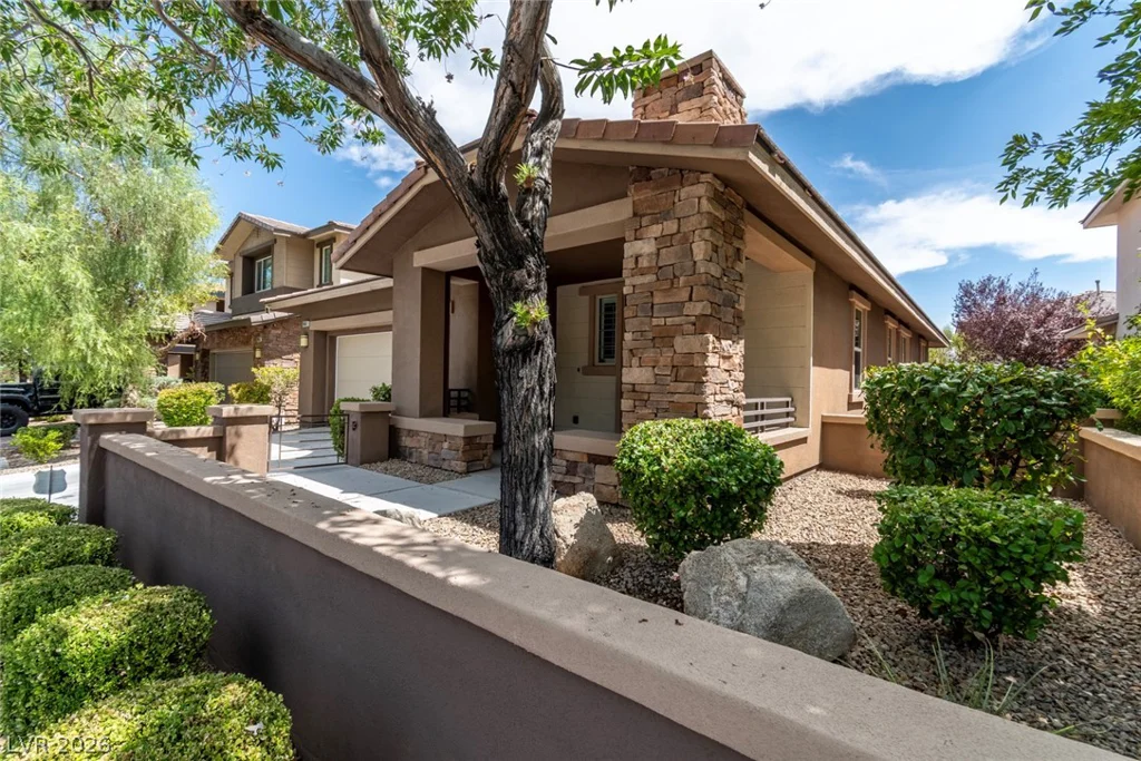 10561 Tranquil Glade, Las Vegas, NV 89135