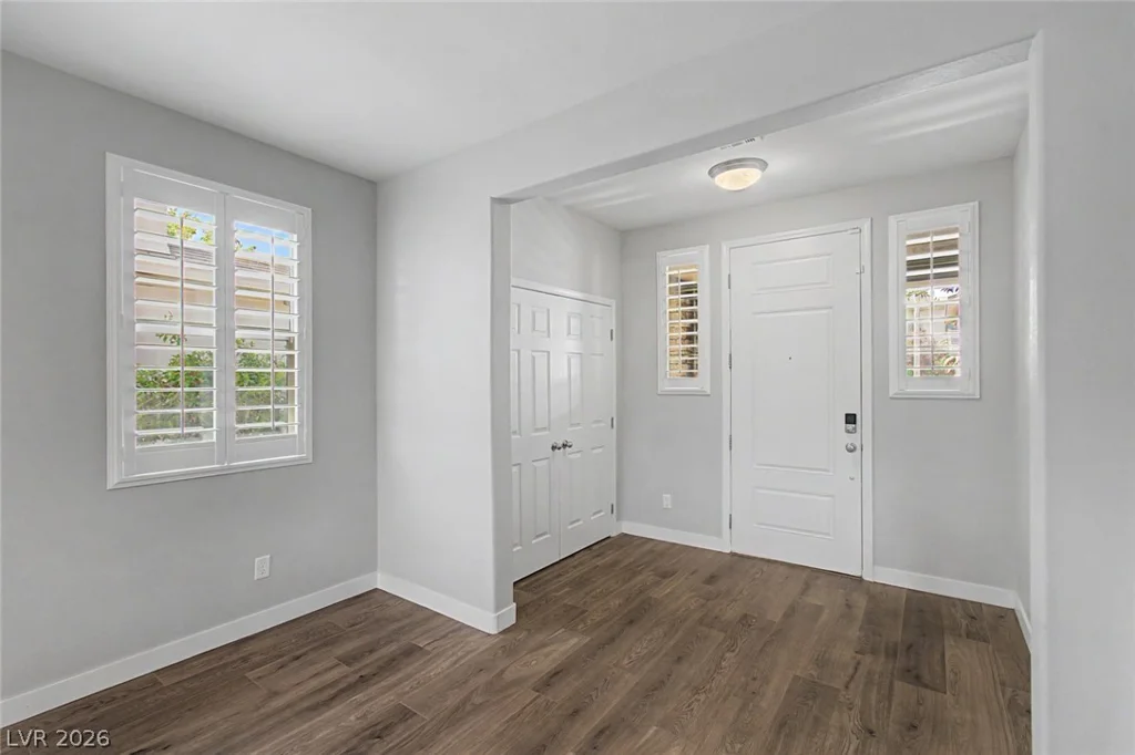 10561 Tranquil Glade, Las Vegas, NV 89135