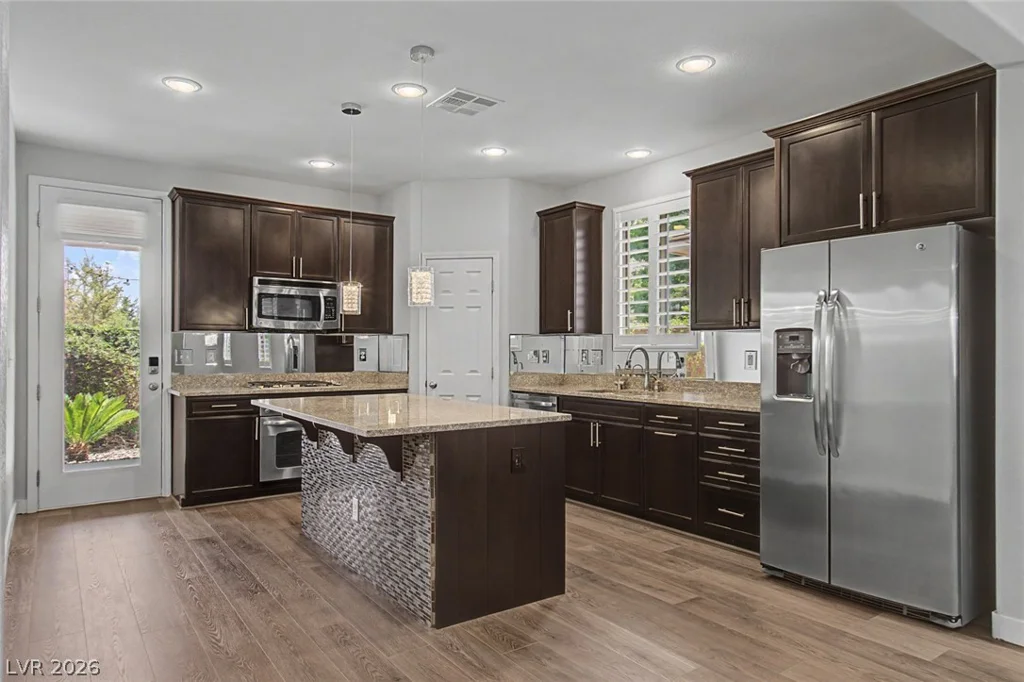 10561 Tranquil Glade, Las Vegas, NV 89135