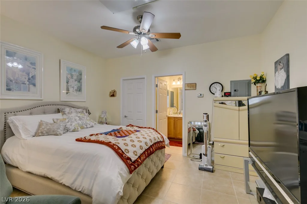 2409 Great Auk, North Las Vegas, NV 89084