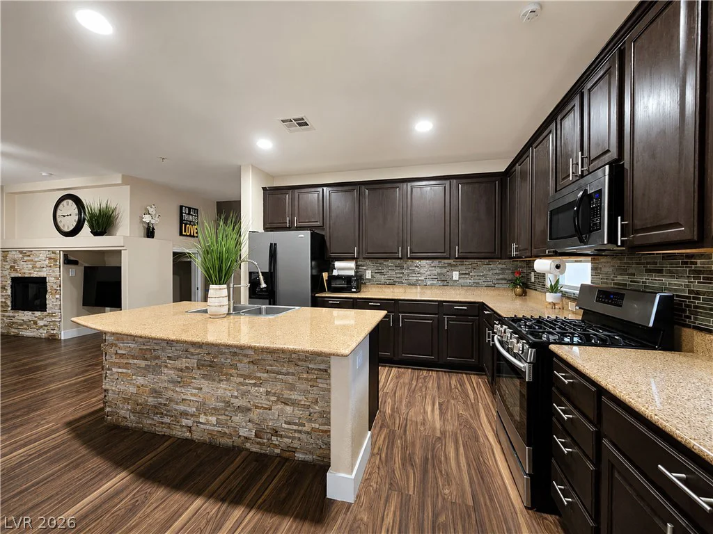 3922 Royal Stone, North Las Vegas, NV 89032