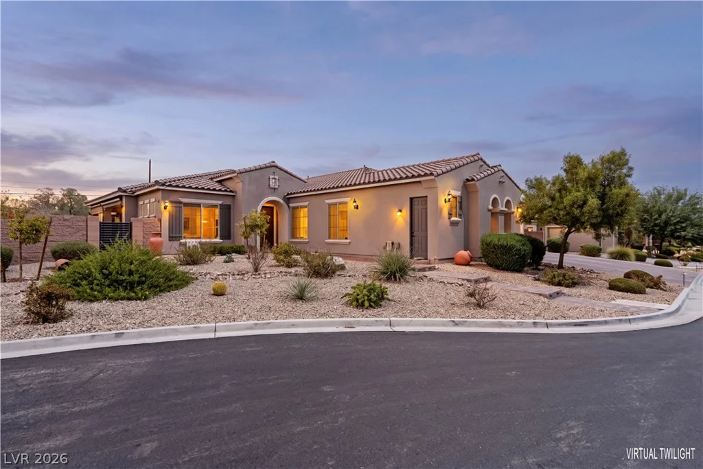 7758 Aztec Sandstone, Las Vegas, NV 89131