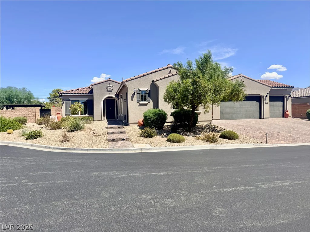 7758 Aztec Sandstone, Las Vegas, NV 89131
