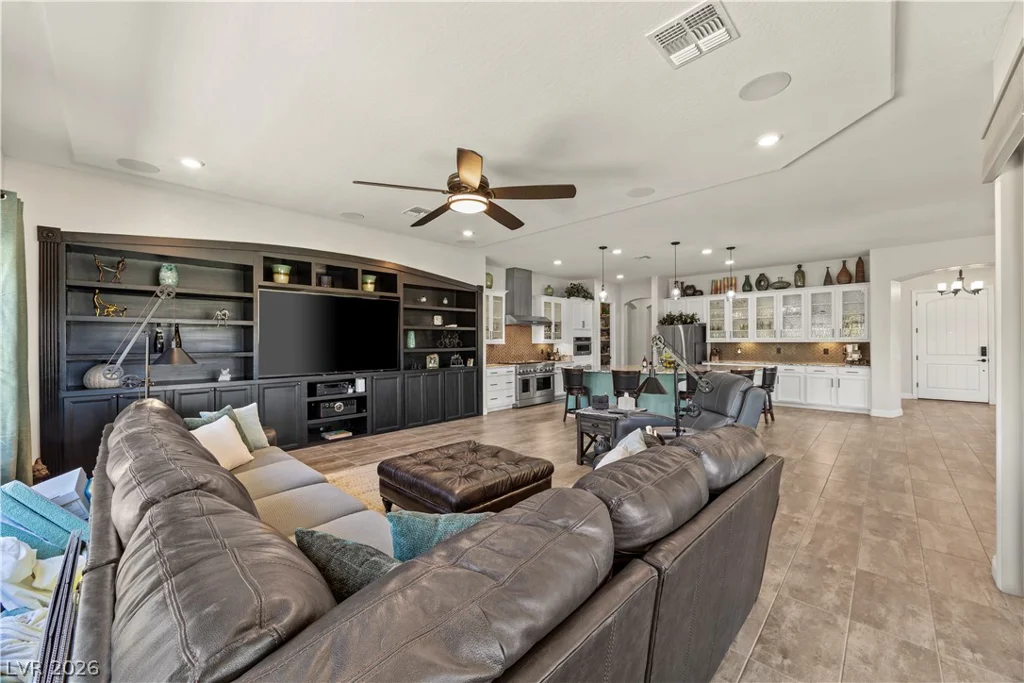 7758 Aztec Sandstone, Las Vegas, NV 89131