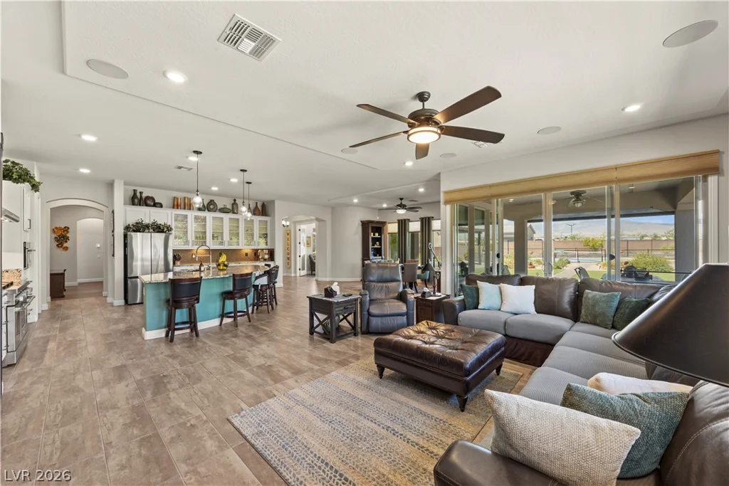 7758 Aztec Sandstone, Las Vegas, NV 89131