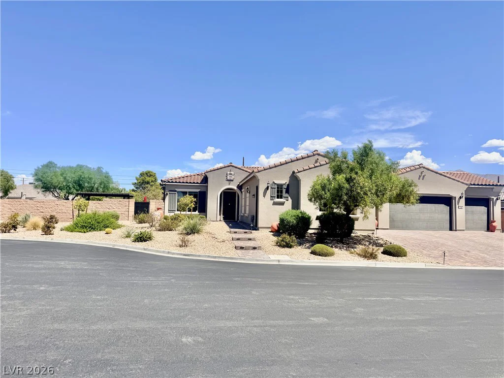 7758 Aztec Sandstone, Las Vegas, NV 89131