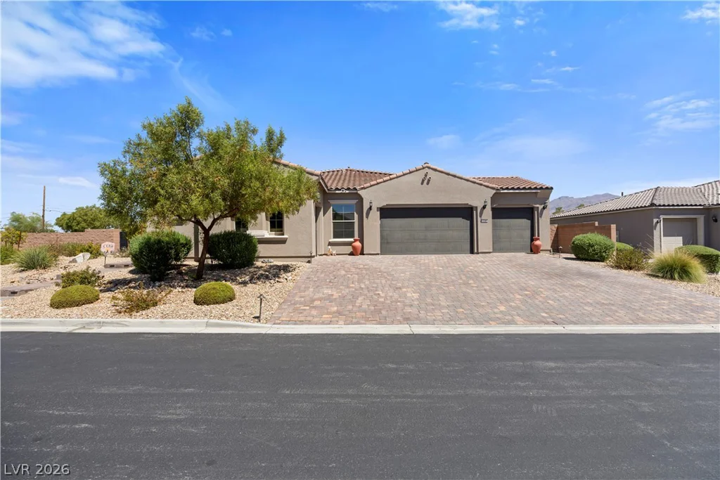 7758 Aztec Sandstone, Las Vegas, NV 89131