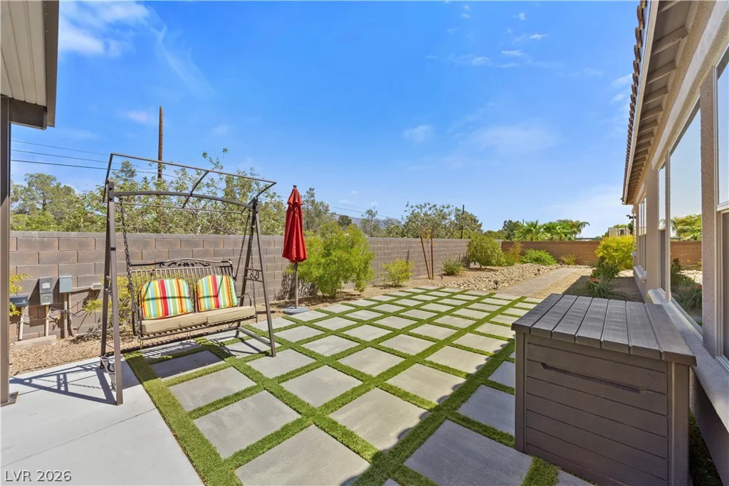 7758 Aztec Sandstone, Las Vegas, NV 89131