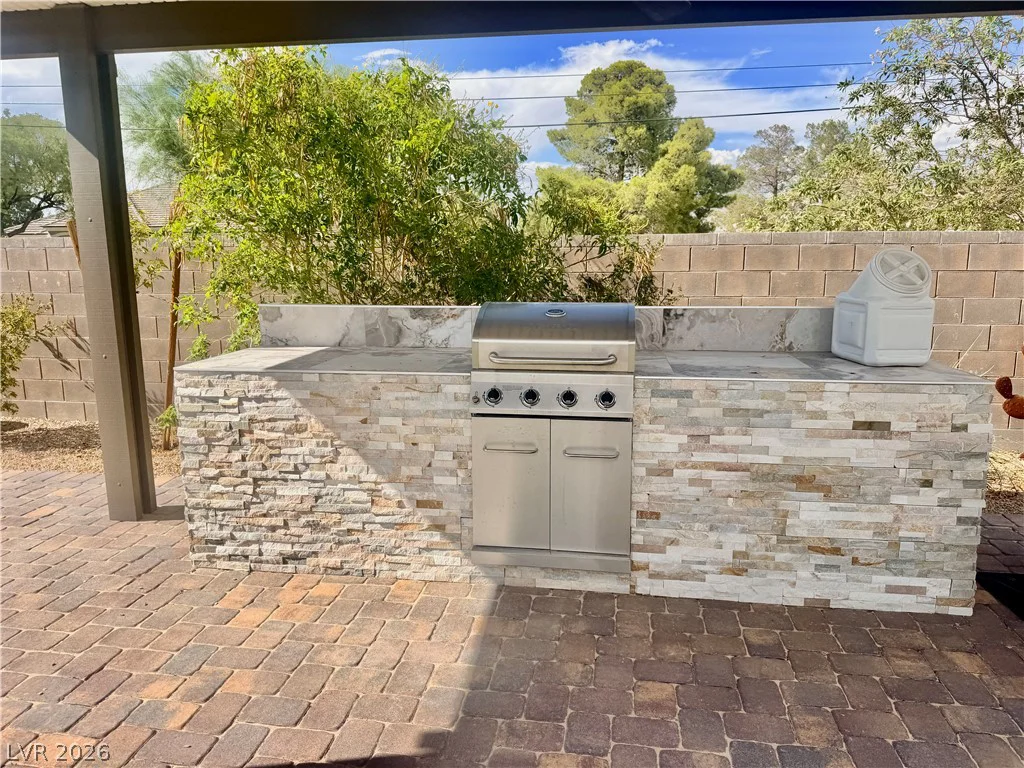 7758 Aztec Sandstone, Las Vegas, NV 89131