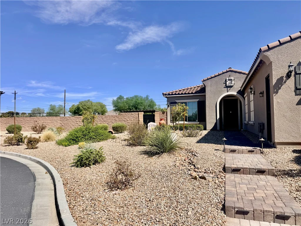 7758 Aztec Sandstone, Las Vegas, NV 89131