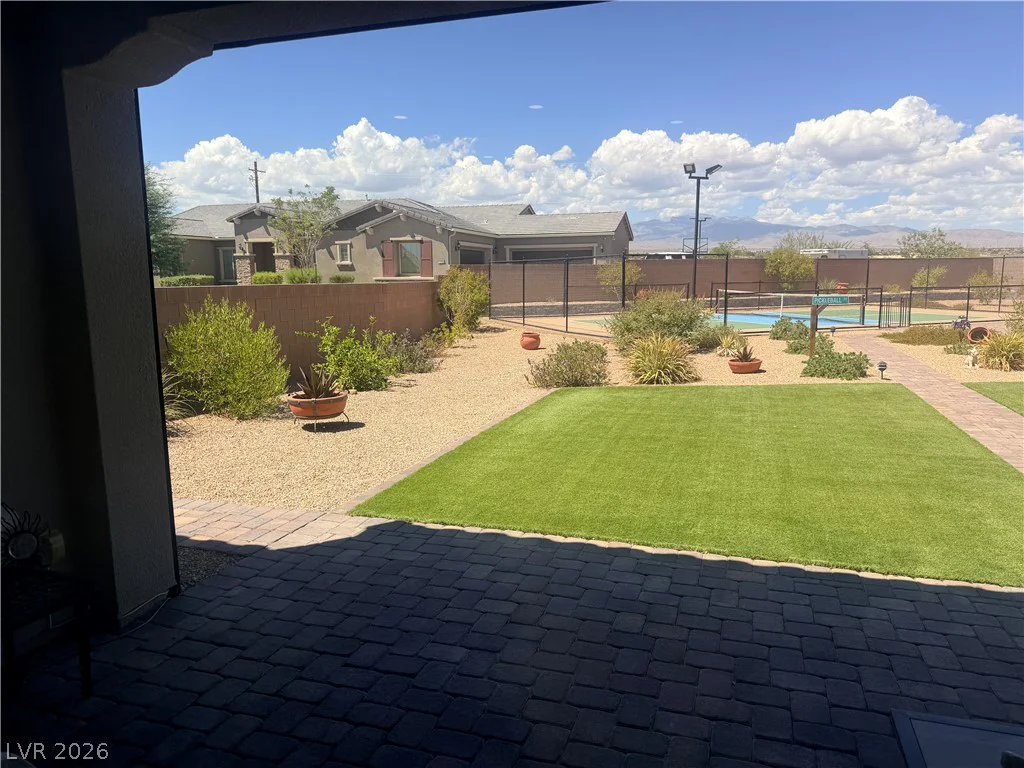 7758 Aztec Sandstone, Las Vegas, NV 89131