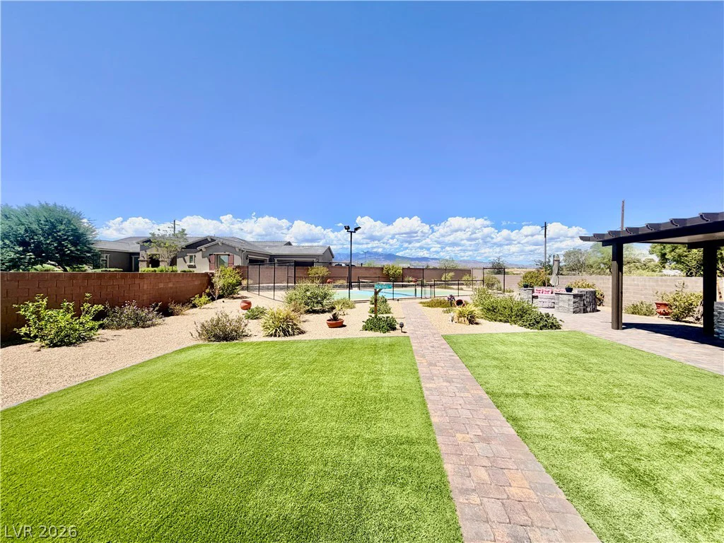 7758 Aztec Sandstone, Las Vegas, NV 89131
