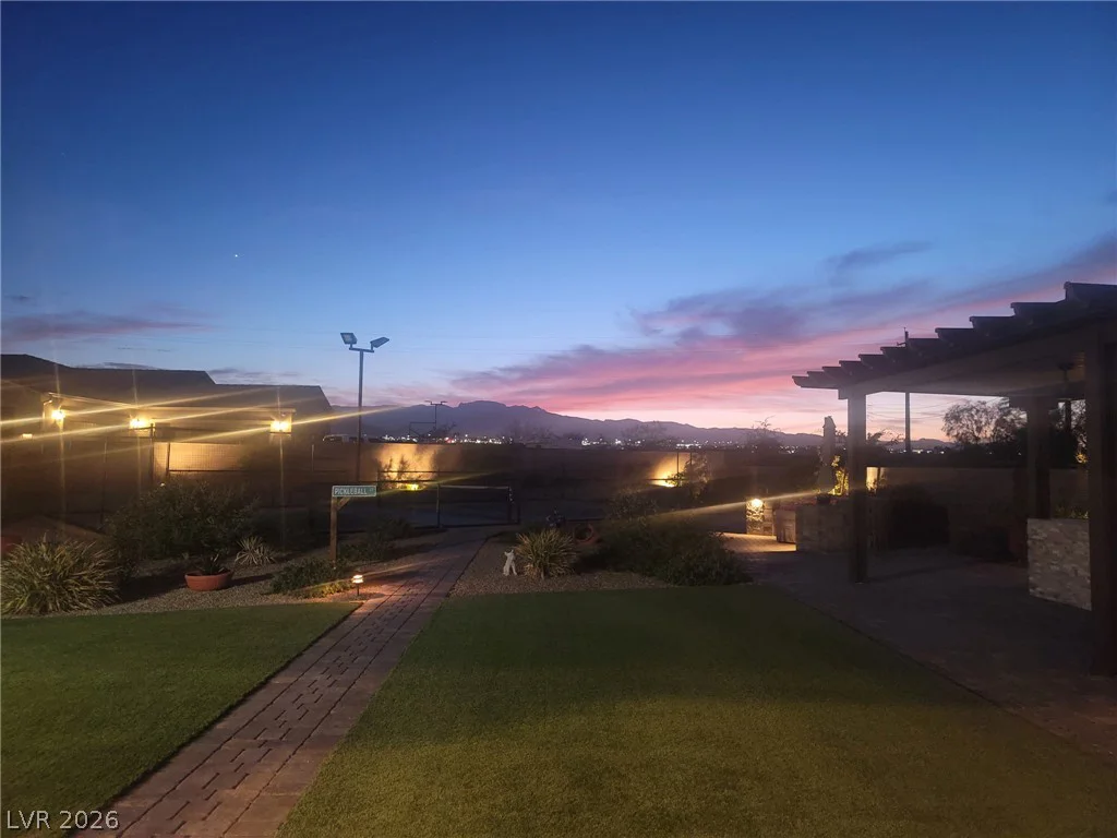 7758 Aztec Sandstone, Las Vegas, NV 89131