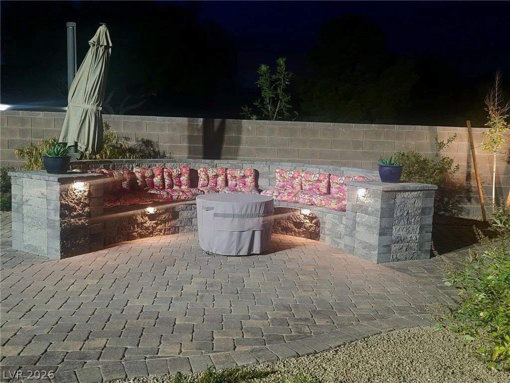 7758 Aztec Sandstone, Las Vegas, NV 89131