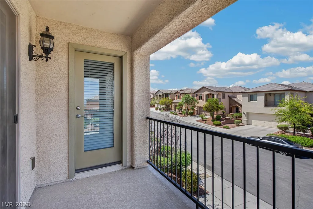 10721 Arusha, Las Vegas, NV 89166