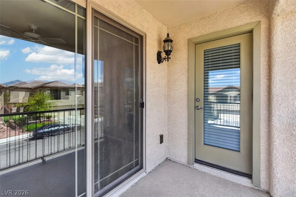10721 Arusha, Las Vegas, NV 89166