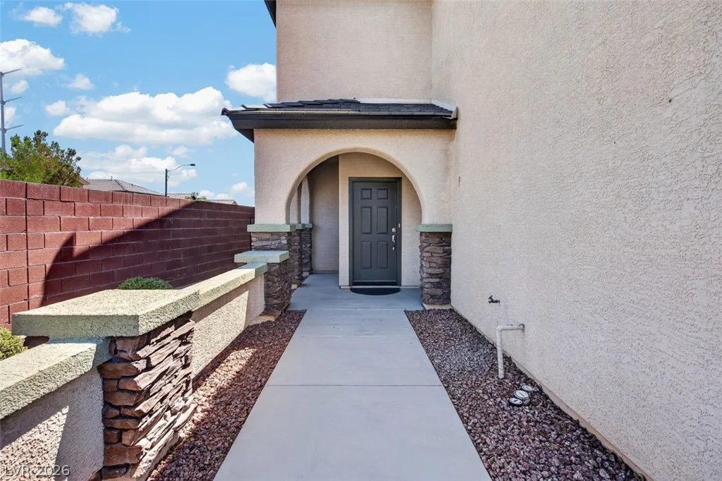 10721 Arusha, Las Vegas, NV 89166