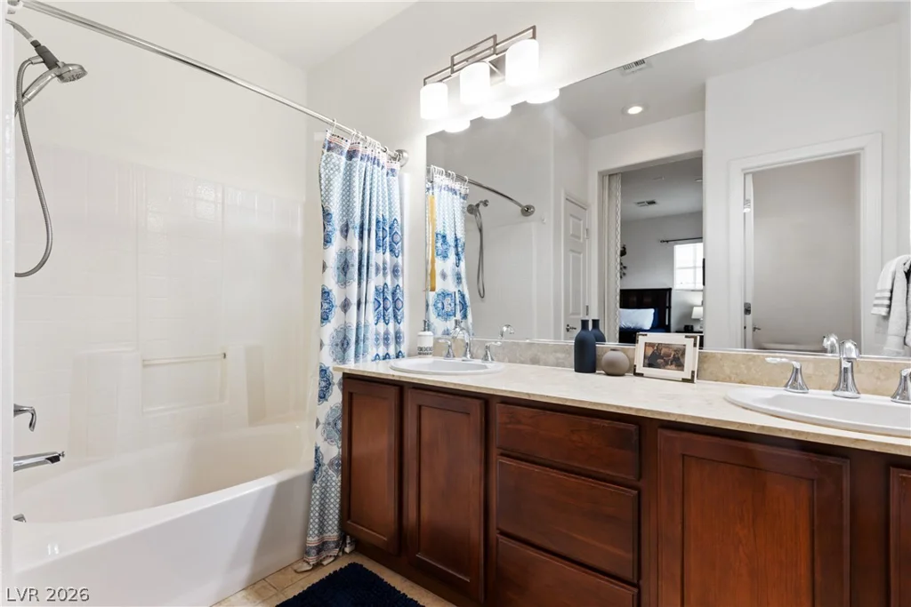 8443 Classique, Las Vegas, NV 89178