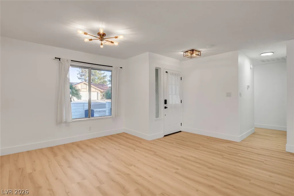 8904 Pesaro, Las Vegas, NV 89117