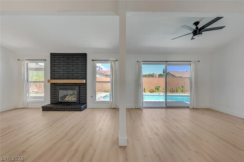8904 Pesaro, Las Vegas, NV 89117