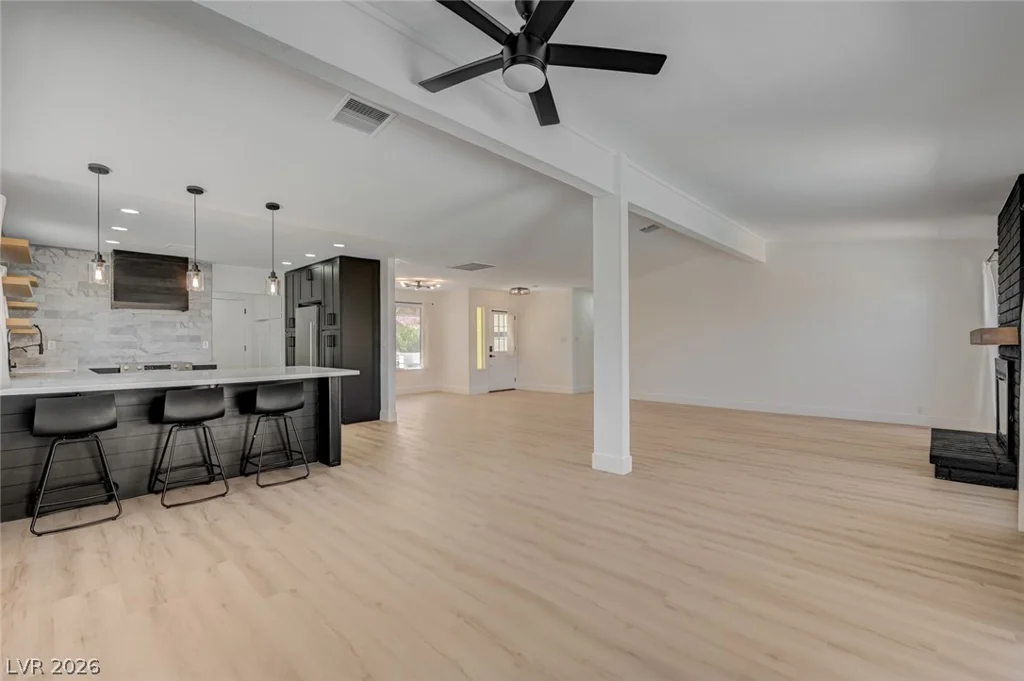 8904 Pesaro, Las Vegas, NV 89117