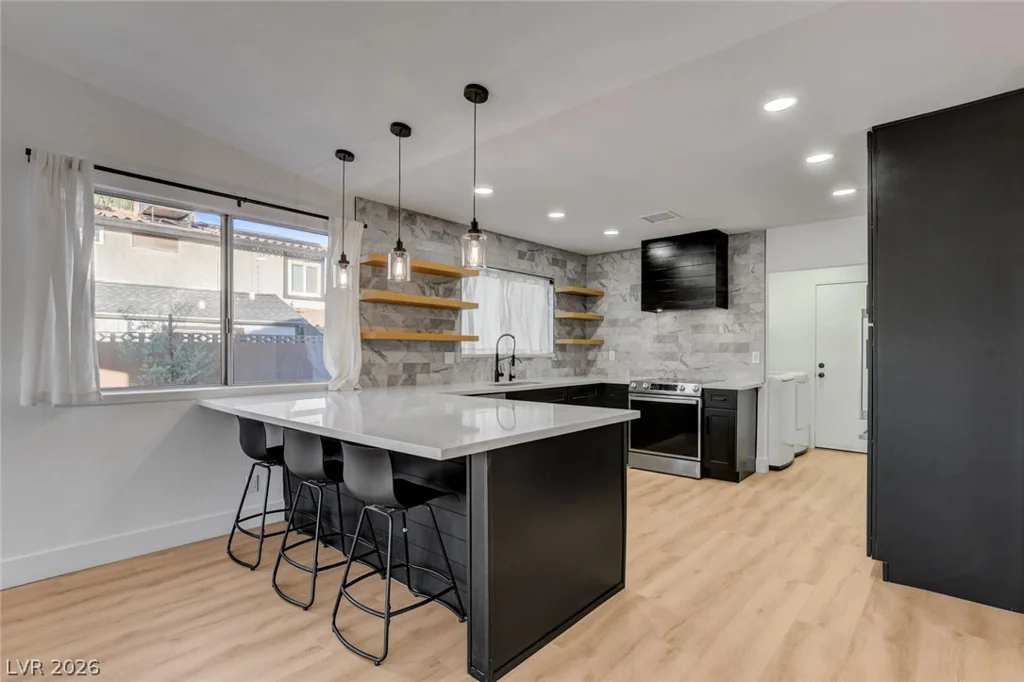 8904 Pesaro, Las Vegas, NV 89117