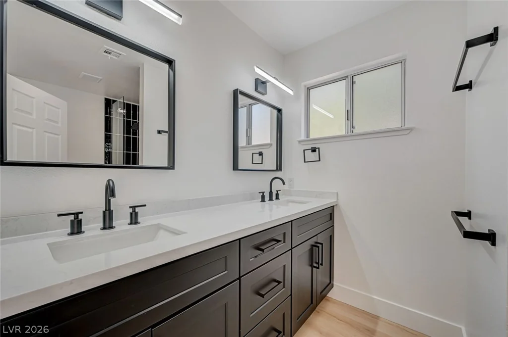 8904 Pesaro, Las Vegas, NV 89117