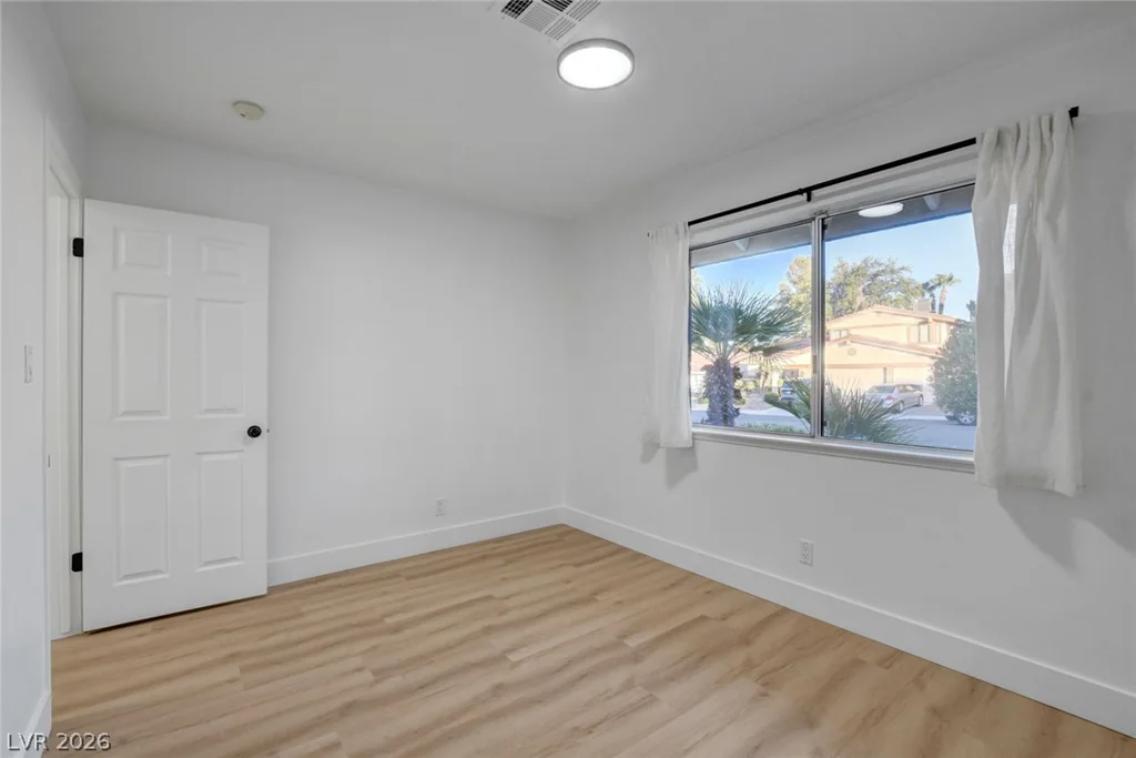 8904 Pesaro, Las Vegas, NV 89117
