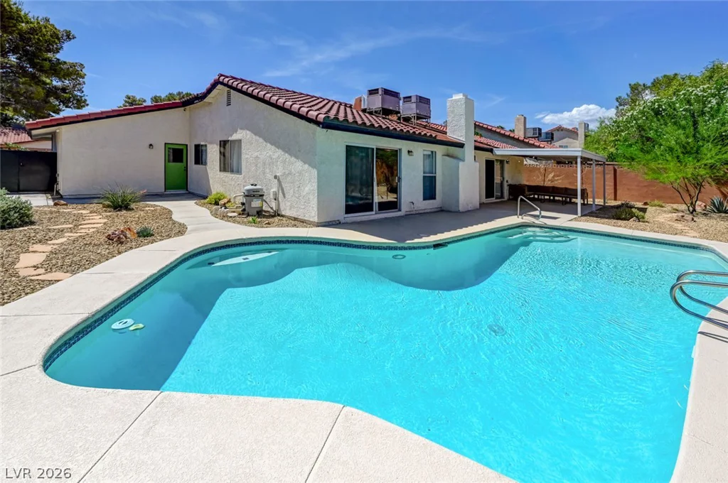 8904 Pesaro, Las Vegas, NV 89117