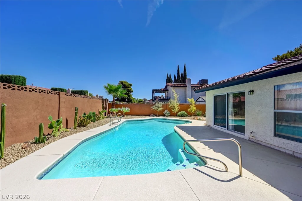 8904 Pesaro, Las Vegas, NV 89117
