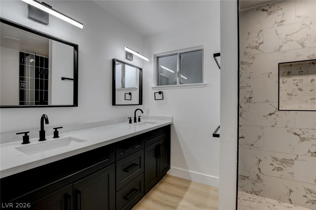 8904 Pesaro, Las Vegas, NV 89117