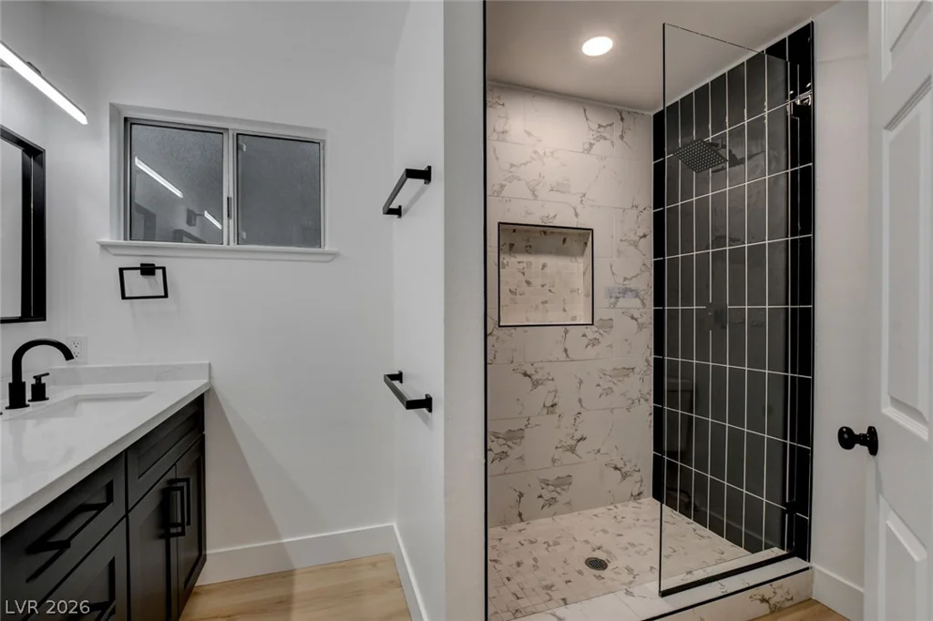 8904 Pesaro, Las Vegas, NV 89117