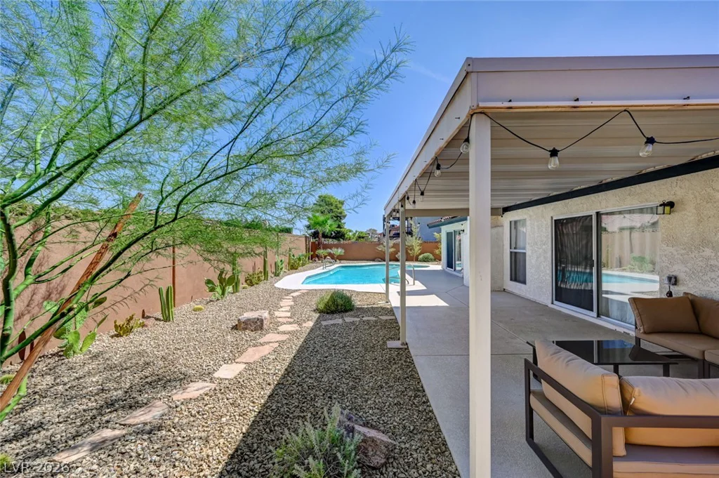 8904 Pesaro, Las Vegas, NV 89117