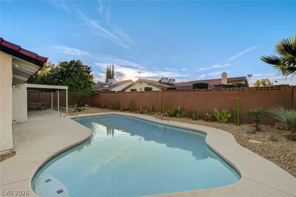 8904 Pesaro, Las Vegas, NV 89117