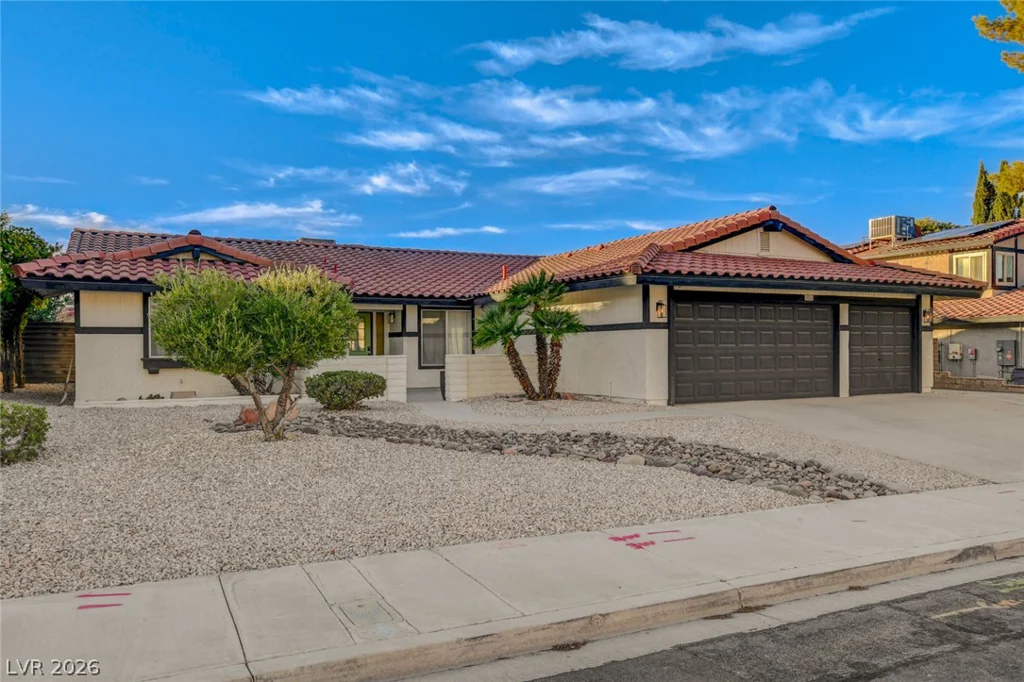 8904 Pesaro, Las Vegas, NV 89117