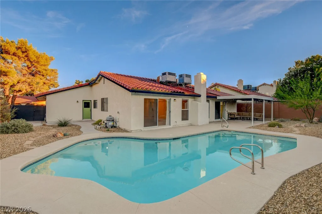 8904 Pesaro, Las Vegas, NV 89117