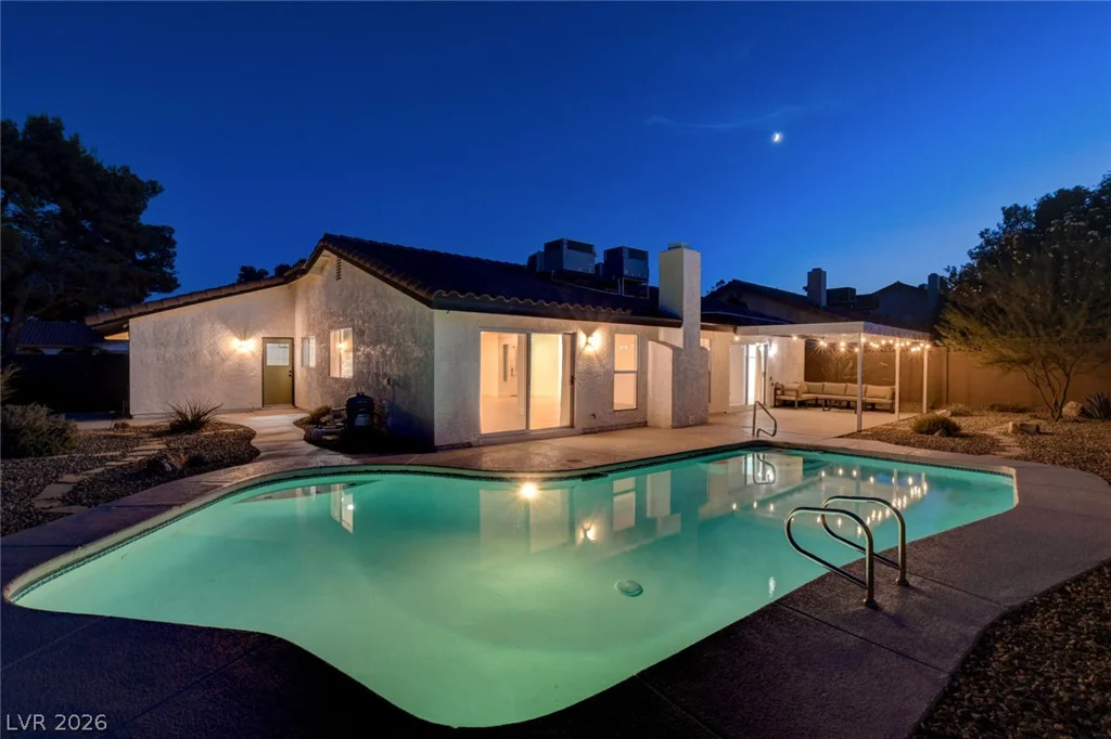 8904 Pesaro, Las Vegas, NV 89117