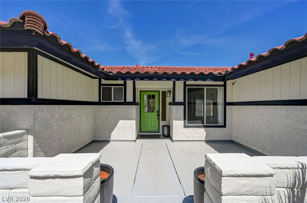 8904 Pesaro, Las Vegas, NV 89117