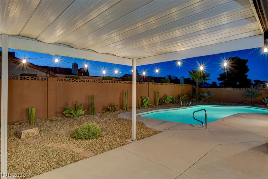 8904 Pesaro, Las Vegas, NV 89117