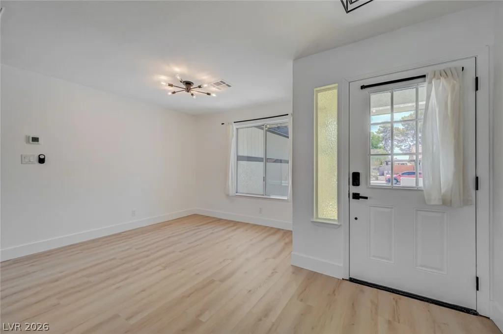 8904 Pesaro, Las Vegas, NV 89117