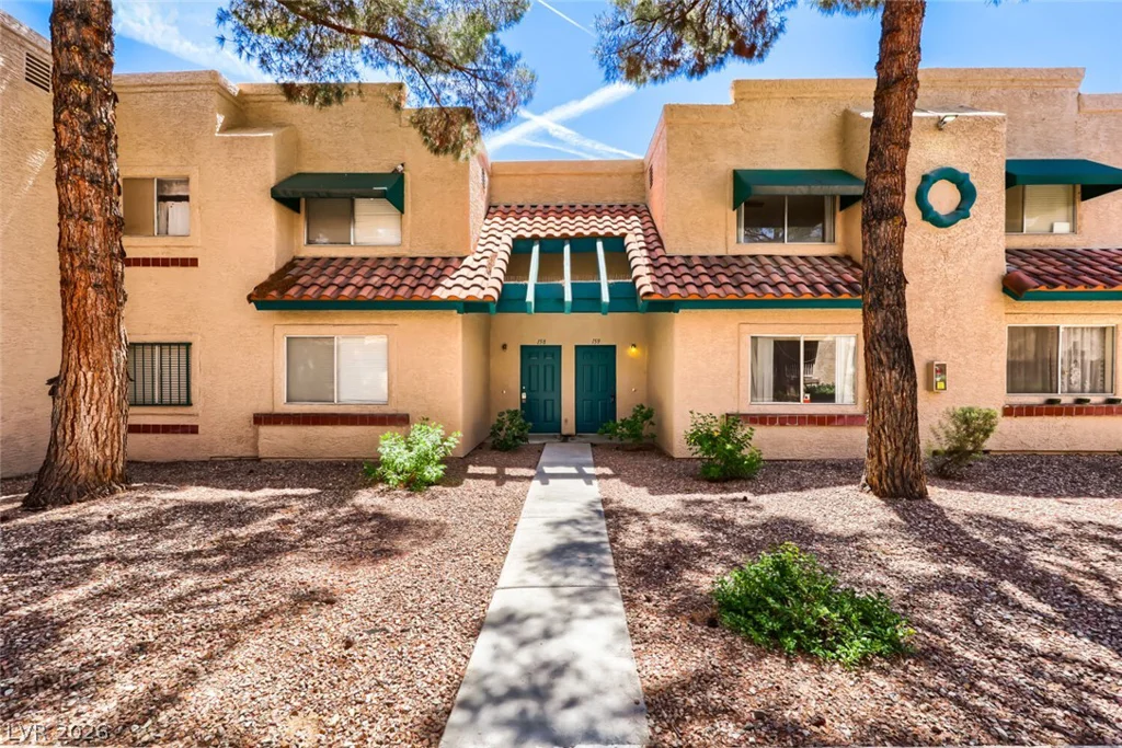 6750 Del Rey, Las Vegas, NV 89146