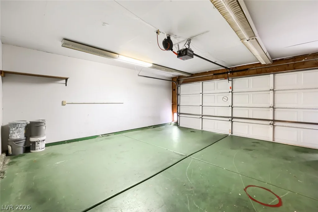 6750 Del Rey, Las Vegas, NV 89146