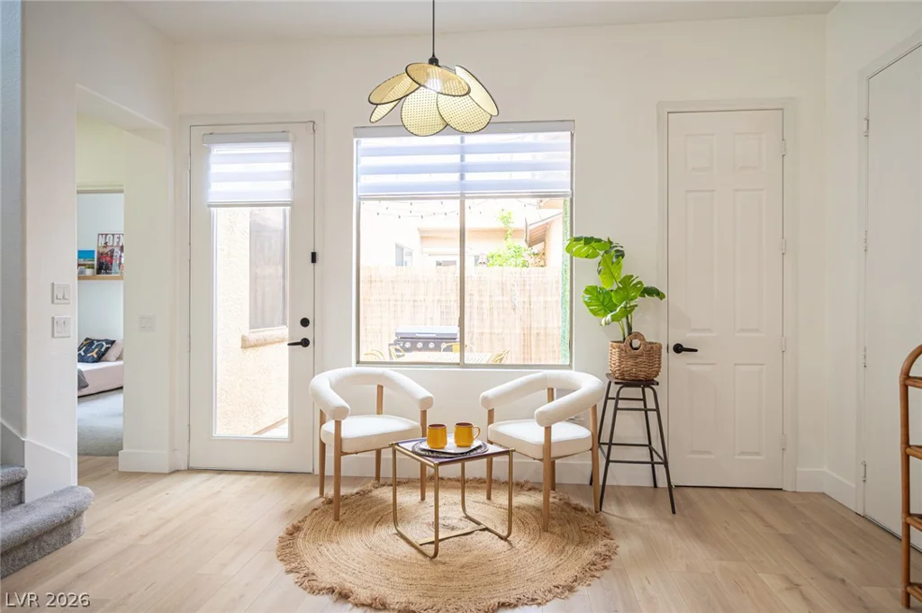 331 Dartmouth Hills, Las Vegas, NV 89138