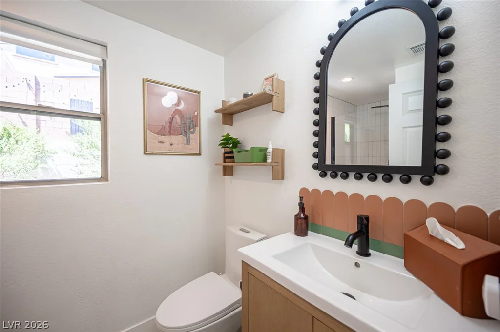 331 Dartmouth Hills, Las Vegas, NV 89138