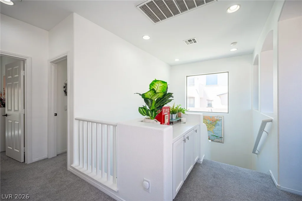 331 Dartmouth Hills, Las Vegas, NV 89138