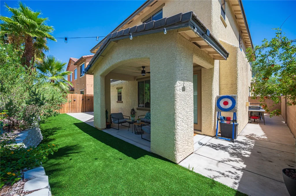 331 Dartmouth Hills, Las Vegas, NV 89138