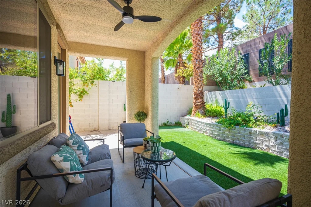 331 Dartmouth Hills, Las Vegas, NV 89138
