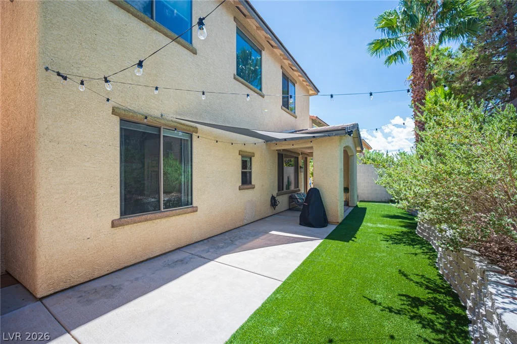 331 Dartmouth Hills, Las Vegas, NV 89138