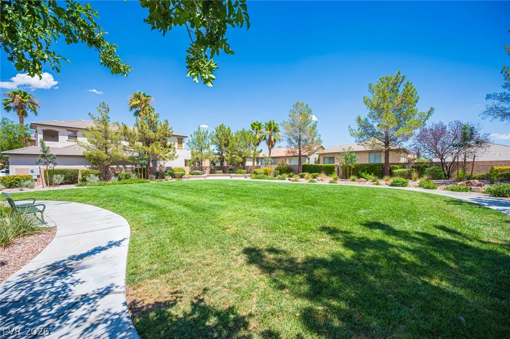 331 Dartmouth Hills, Las Vegas, NV 89138